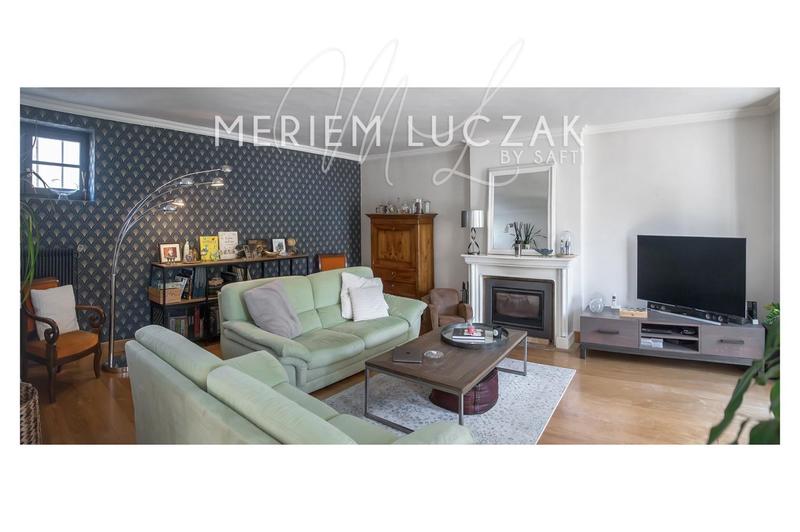 Maison - 180 m² - 7 pièces