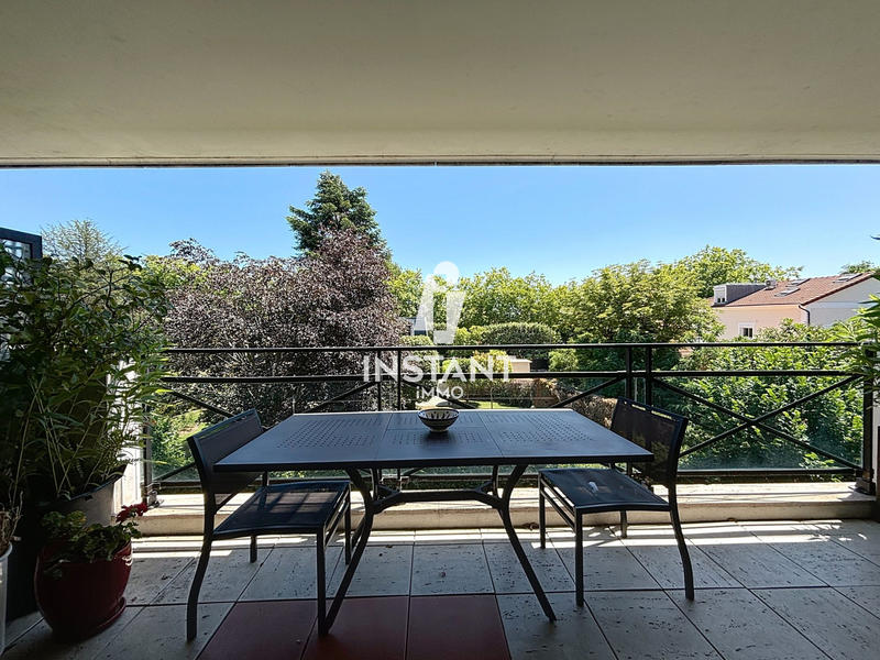 Appartement - 142 m² - 5 pièces