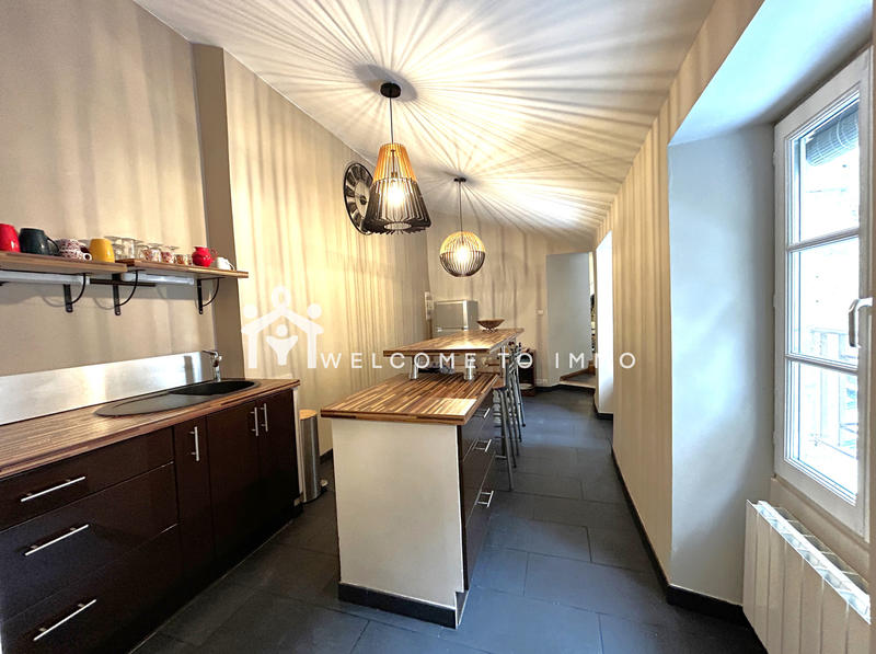 Appartement - 81 m² - 3 pièces