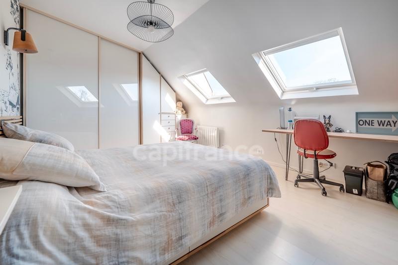 Appartement ancien - 129 m² - 6 pièces