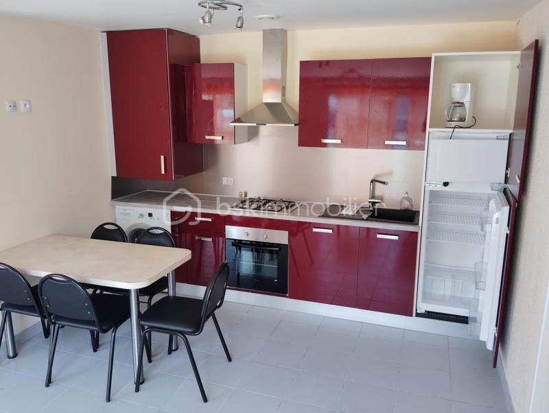 Propriété - 368 m² - 14 pièces