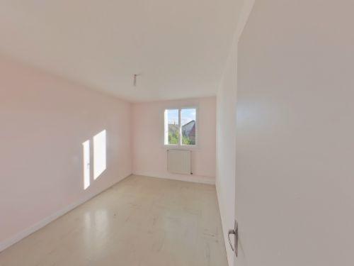 Maison - 91 m² - 5 pièces