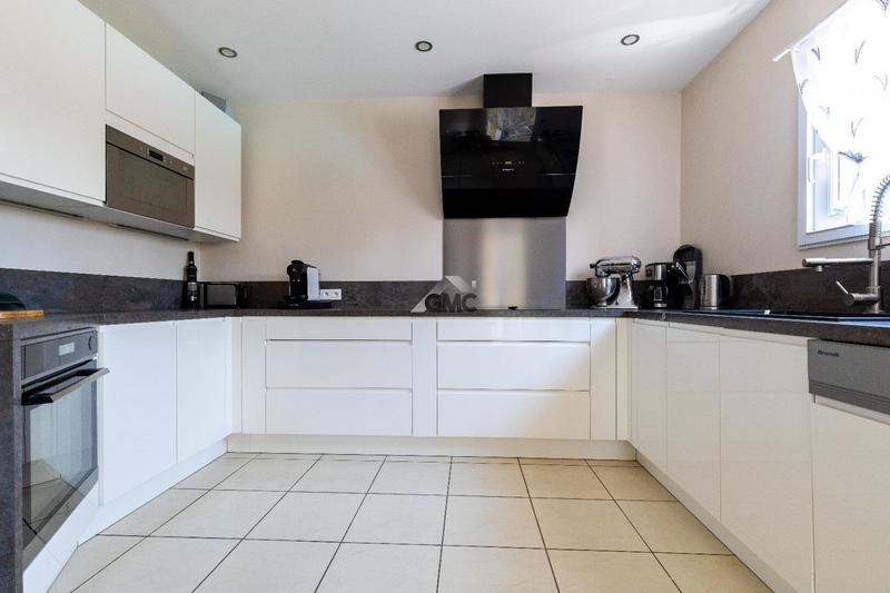 Maison - 146 m² - 5 pièces