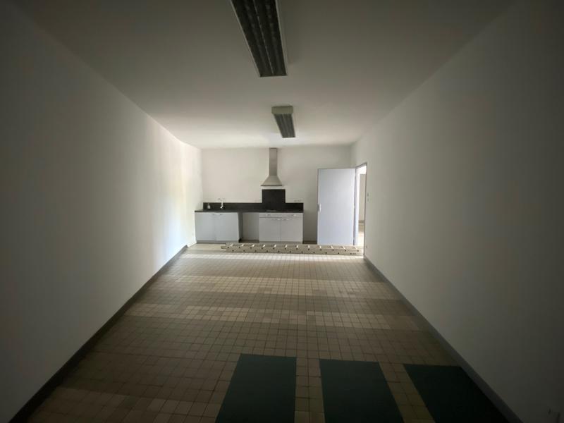 Local commercial - 110 m²