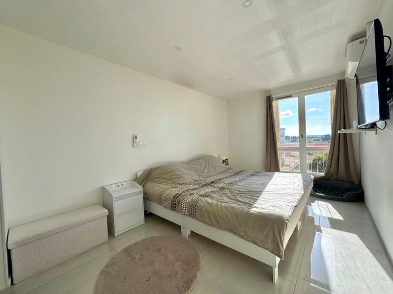 Appartement - 83 m² - 3 pièces