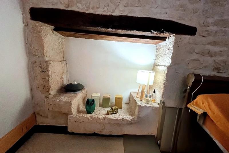 Maison - 240 m² - 8 pièces