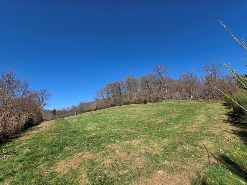 Propriété - 178 m² - 6 pièces