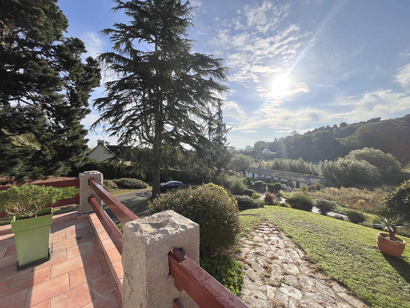 Maison - 188 m² - 6 pièces