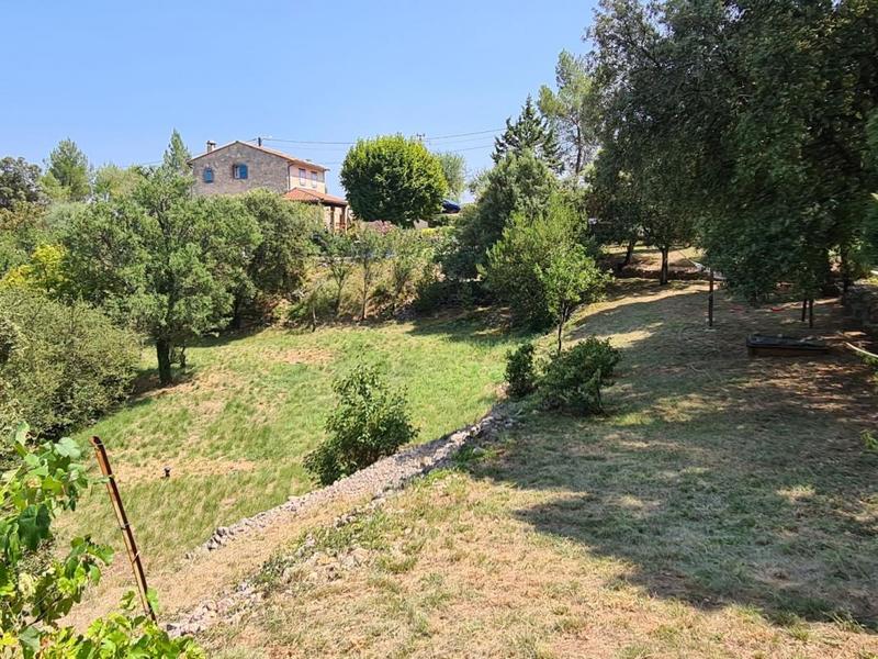 Propriété - 110 m² - 5 pièces