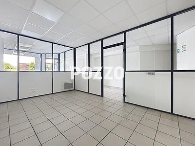 Local commercial - 107 m²