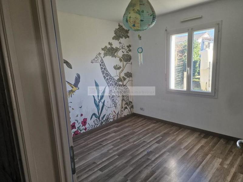 Pavillon - 90 m² - 5 pièces