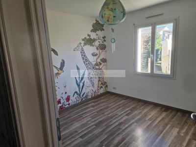 Pavillon - 90 m² - 5 pièces