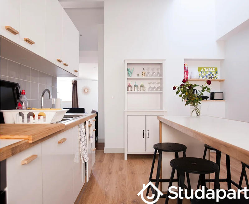 Chambre - 11 m² - 1 pièce