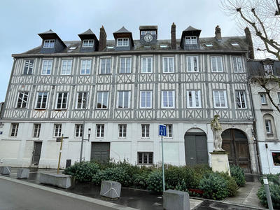 Local d'activité / Entrepôt - 175 m²