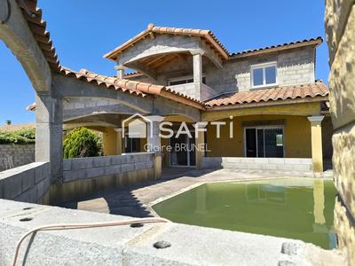 Maison - 294 m² - 7 pièces