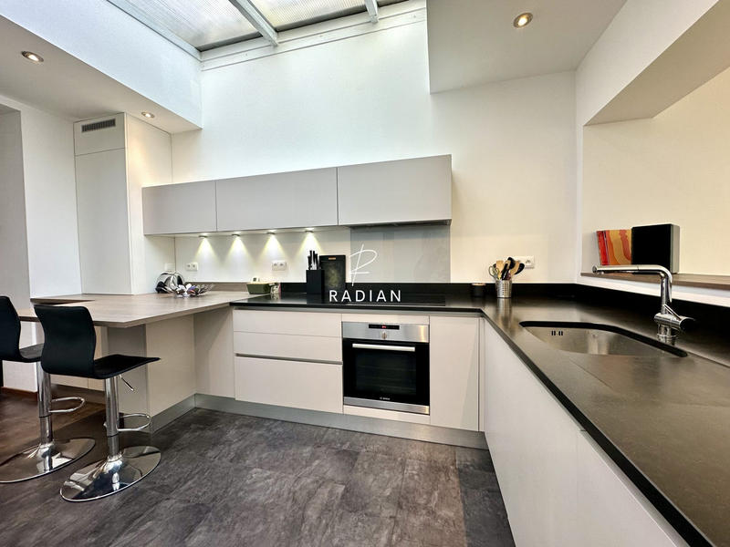 Maison - 121 m² - 5 pièces