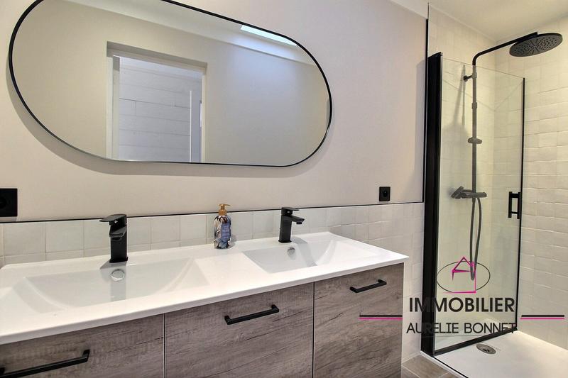 Maison - 82 m² - 5 pièces