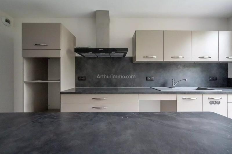 Appartement - 84 m² - 4 pièces