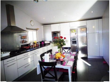 Maison - 131 m² - 5 pièces