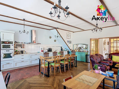 Maison - 127 m² - 6 pièces