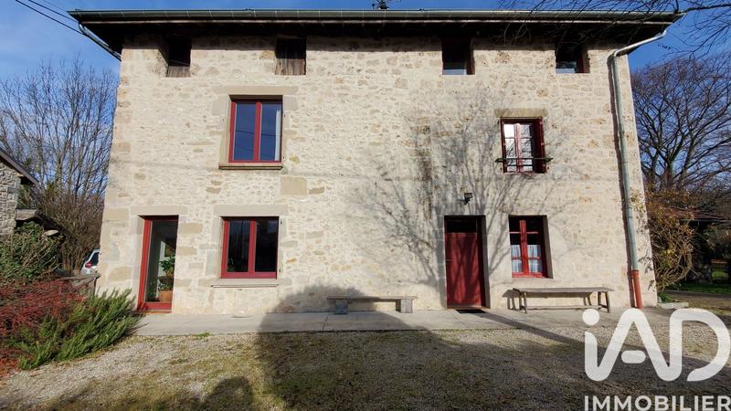 Maison - 207 m² - 7 pièces