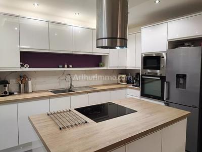 Appartement - 116 m² - 4 pièces