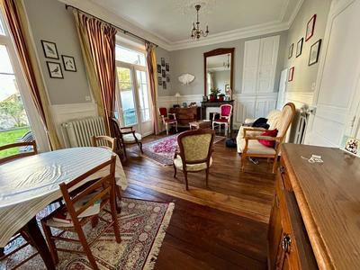 Maison - 155 m² - 7 pièces