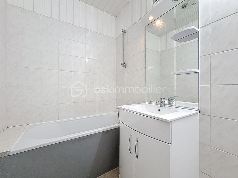 Appartement - 48 m² - 3 pièces