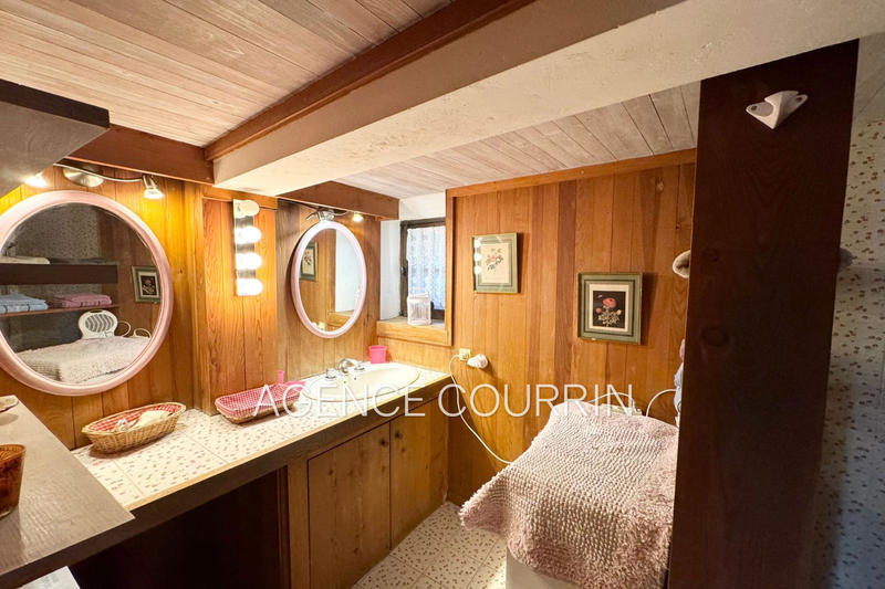 Villa - 200 m² - 5 pièces