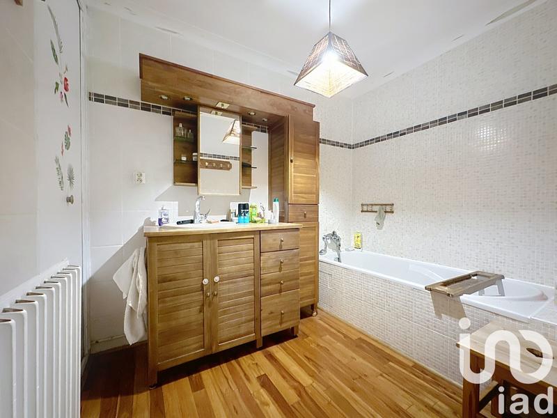 Maison - 127 m² - 6 pièces