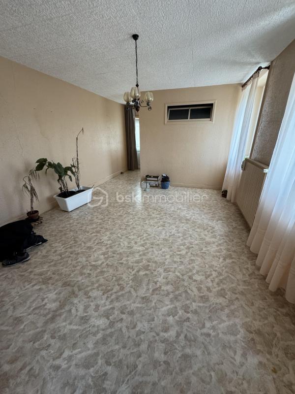 Appartement - 79 m² - 4 pièces