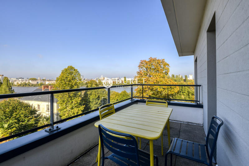 Appartement - 86 m² - 4 pièces