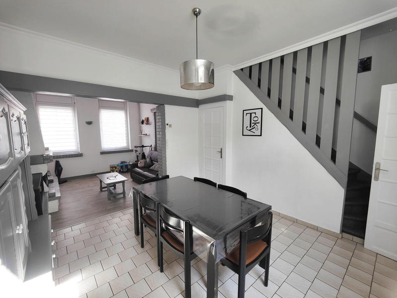 Maison - 88 m² - 4 pièces