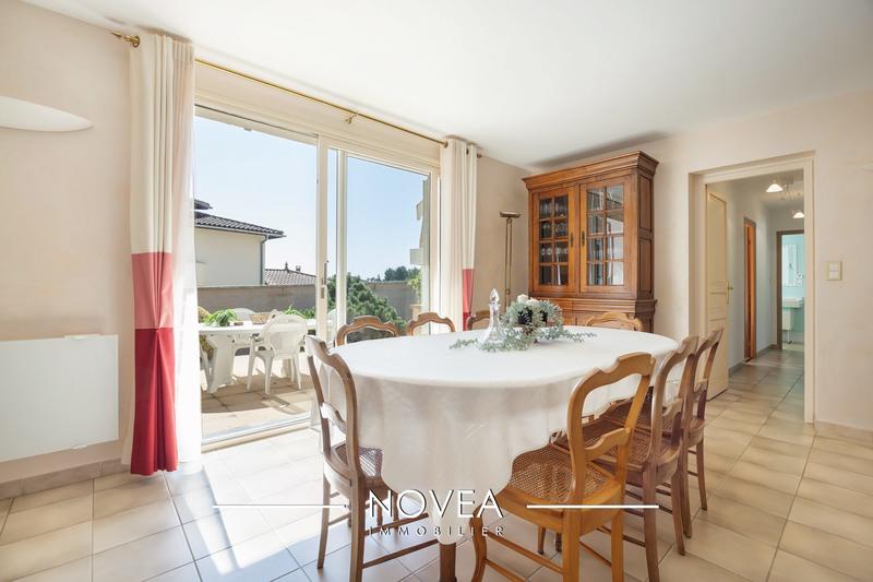 Maison - 162 m² - 6 pièces