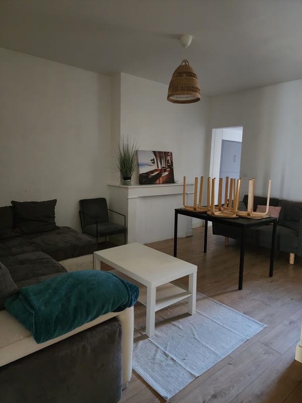 Appartement - 85 m² - 4 pièces