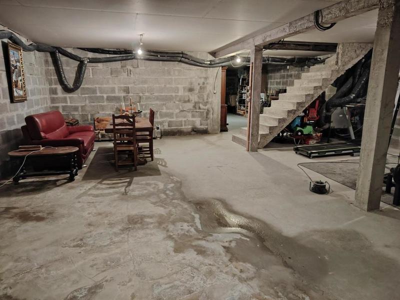 Maison - 205 m² - 10 pièces