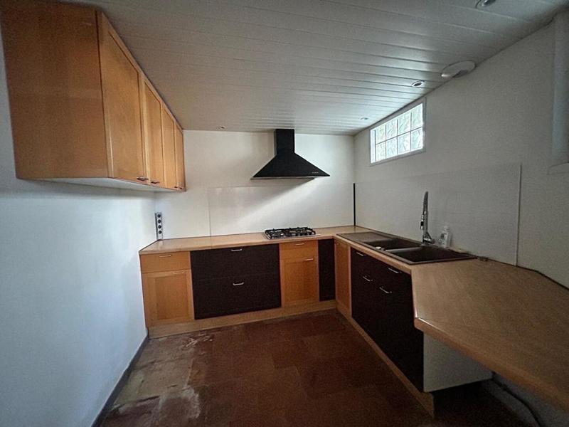 Maison - 201 m² - 7 pièces