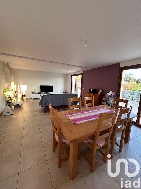 Maison - 216 m² - 6 pièces