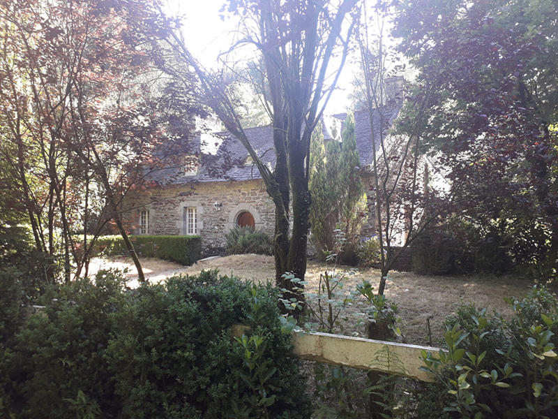 Maison - 281 m² - 9 pièces