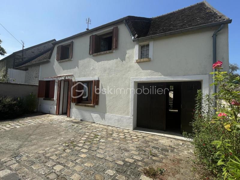 Maison - 88 m² - 4 pièces
