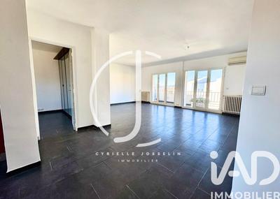 Appartement - 79 m² - 4 pièces