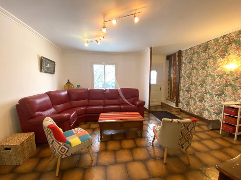 Maison - 163 m² - 6 pièces