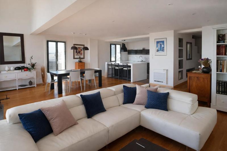 Loft - 145 m² - 5 pièces