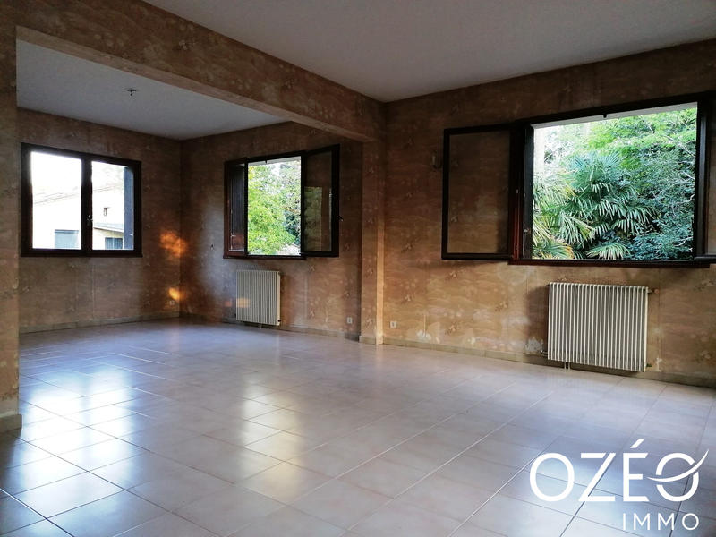 Villa - 195 m² - 7 pièces