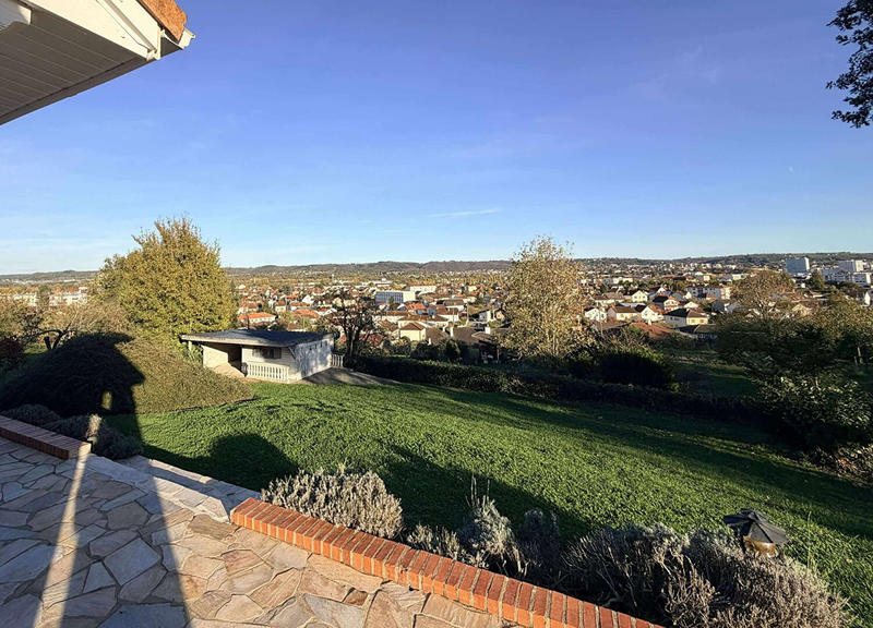 Maison - 193 m² - 5 pièces