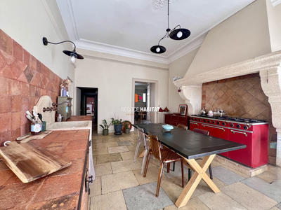 Appartement - 225 m² - 7 pièces