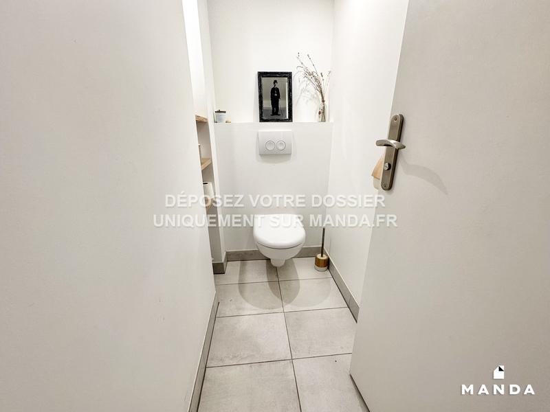 Chambre - 12 m² - 10 pièces