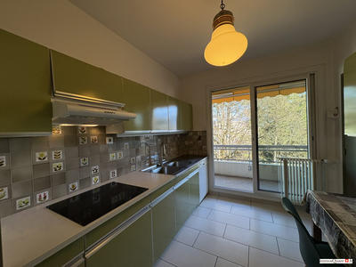 Appartement - 169 m² - 7 pièces