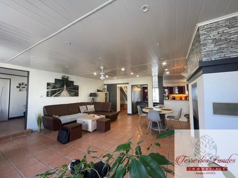 Maison de village - 240 m² - 7 pièces