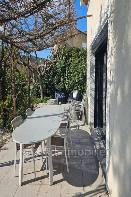 Maison - 150 m² - 5 pièces